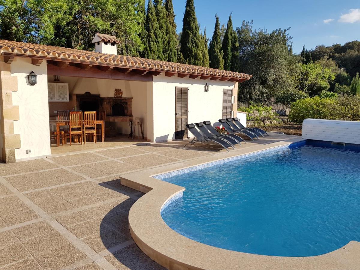 Villa Milagro - 3 Bedroom Finca Style Villa With Pool Near Golf Course/Beaches - Air Cond. Pollenca Bagian luar foto