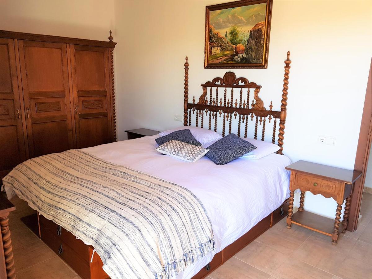 Villa Milagro - 3 Bedroom Finca Style Villa With Pool Near Golf Course/Beaches - Air Cond. Pollenca Bagian luar foto