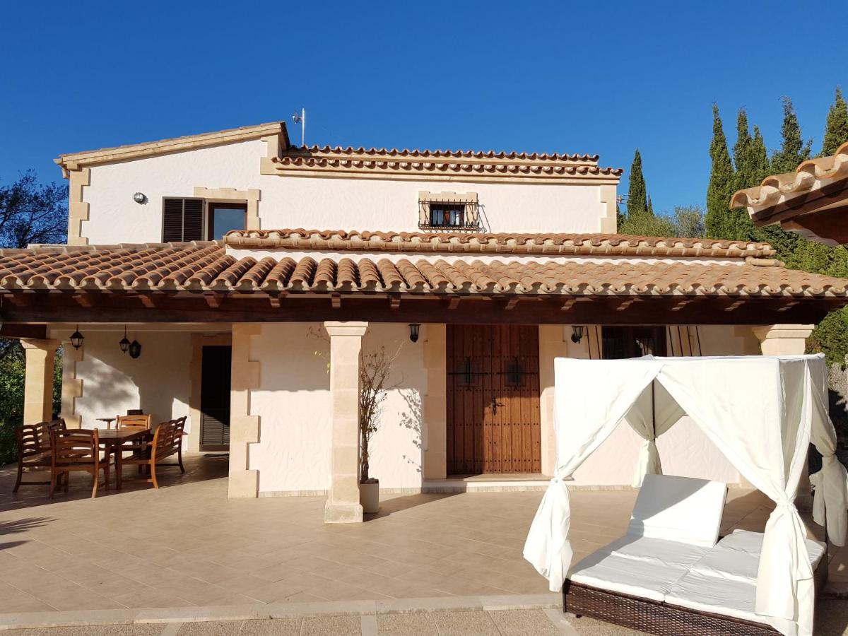 Villa Milagro - 3 Bedroom Finca Style Villa With Pool Near Golf Course/Beaches - Air Cond. Pollenca Bagian luar foto